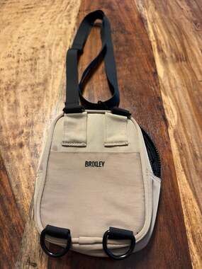 Brixley Crossbuddy Sling Bag in Desert Tan